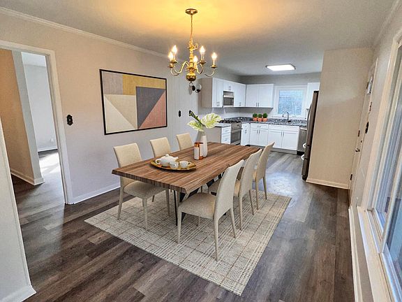 2nd image of 635 Heathmoor Pl