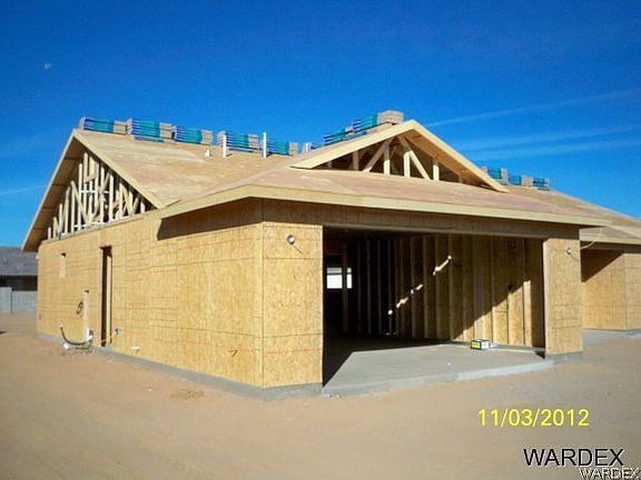 2nd image of 3913 N DIAMOND Drive