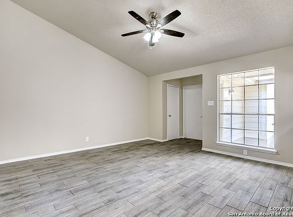 4th image of 8918 Hambledon Dr