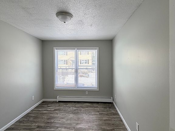 5th image of 43 Hillside Ave #1