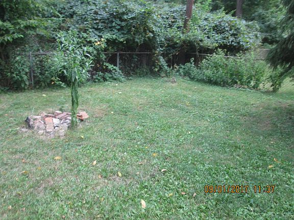 5th image of 1358 Gertrude Dr