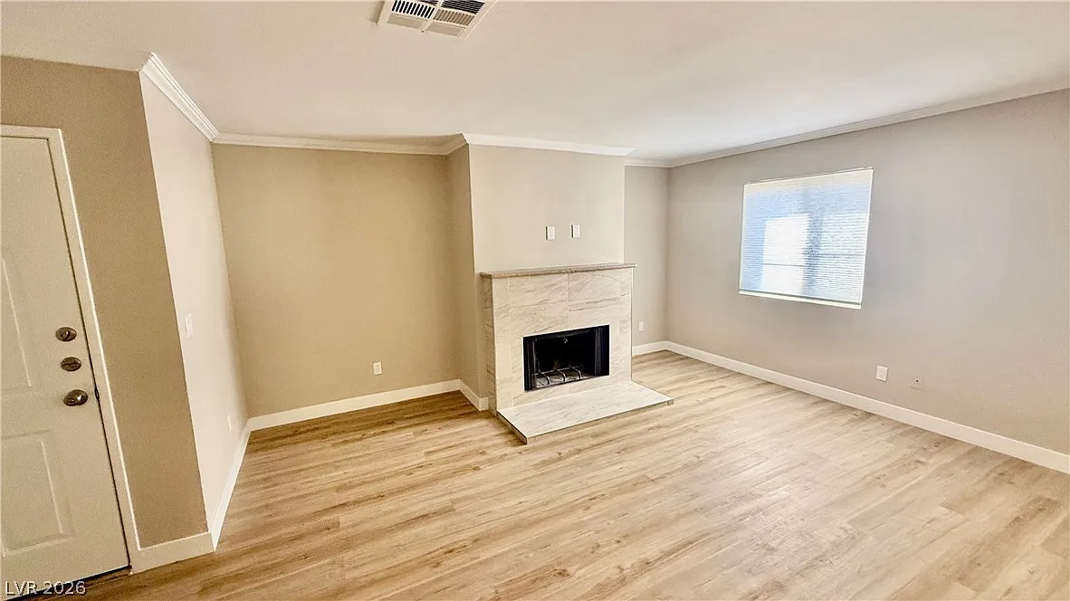 3 bed, 2.0 bath, 1191 sqft, $1,600 — Photo 4