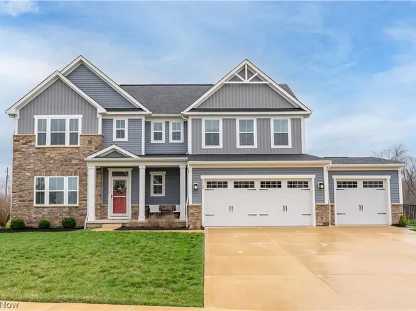 3349 Stoneleigh Rd, Canton, OH 44721