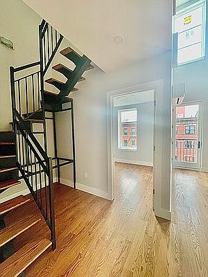 4th image of 600 Myrtle Ave #4F