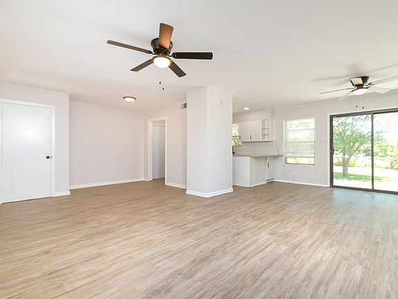 4th image of 443 Senova Dr
