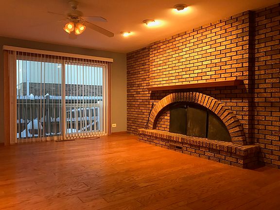 5th image of 65 Wesley Ave