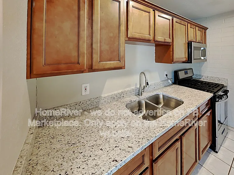 3801 W Tamarisk Ave — Photo 7