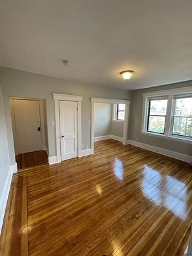 Building Photo - 63 Burbank St #17