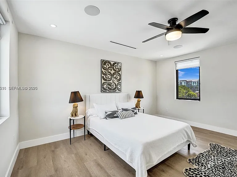 1617 NE 11th St #Townhouse 1 — Photo 34