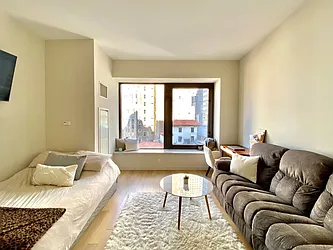 Rented by VESNA REALTY