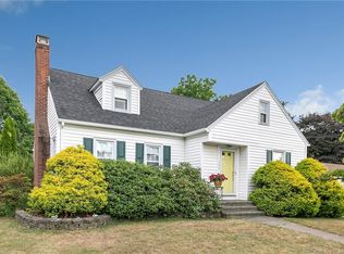 353 Greenfield Ave, Stratford, CT 06614