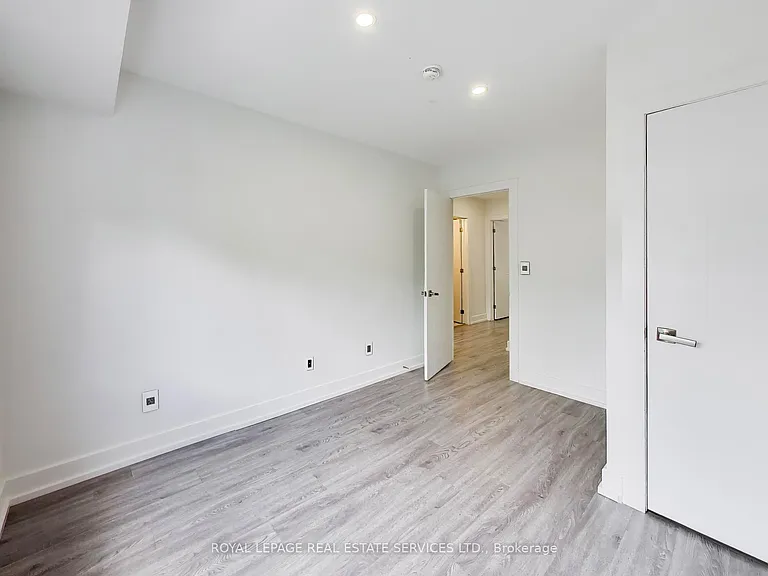 514 Windermere Ave — Photo 20