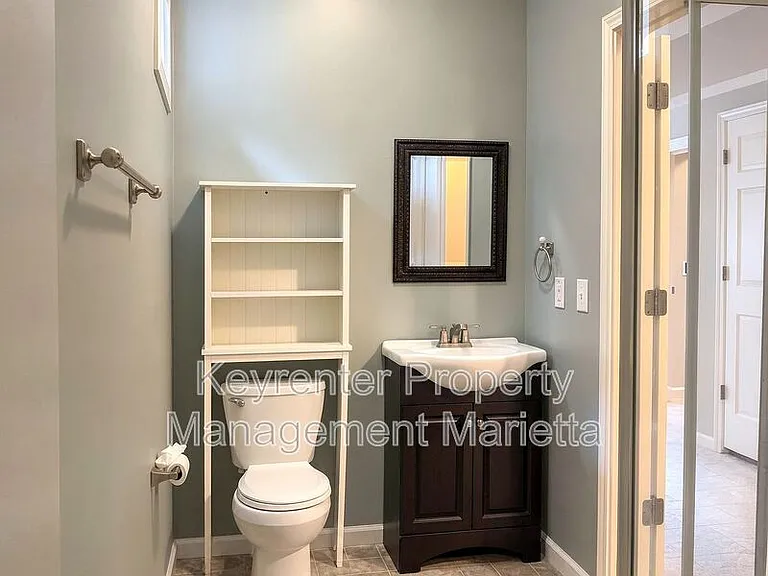 109 Olde Marietta Ct NW — Photo 4