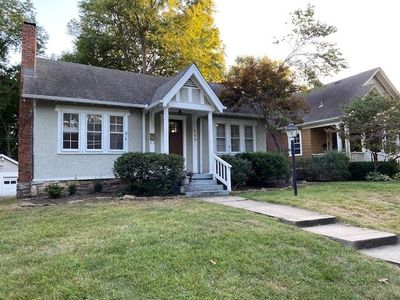 209 E 65th St, Kansas City, MO, 64113