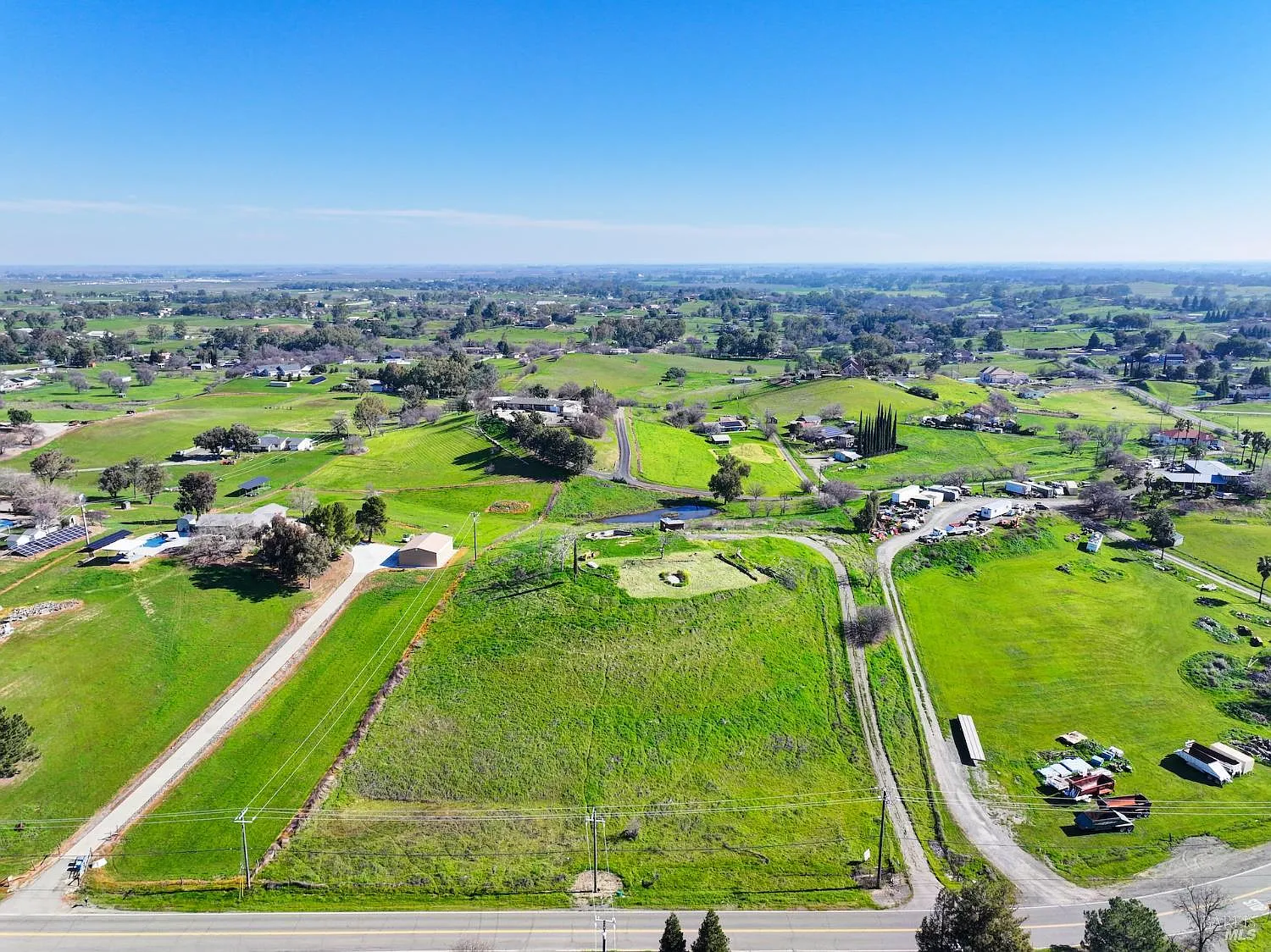 7668 English Hills Road photo 1