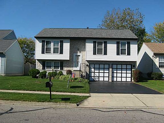 3rd image of 1517 Autumn Village Dr