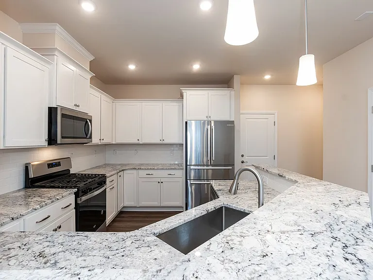 5717 Volos Ave — Photo 11