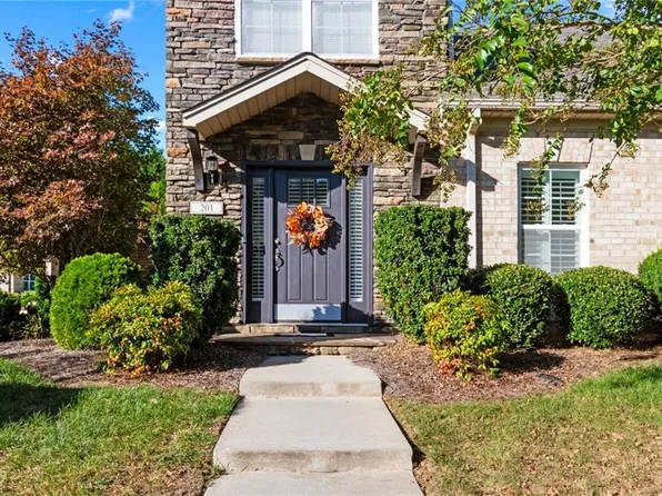 201 Castellum Sq, Winston Salem, NC 27127