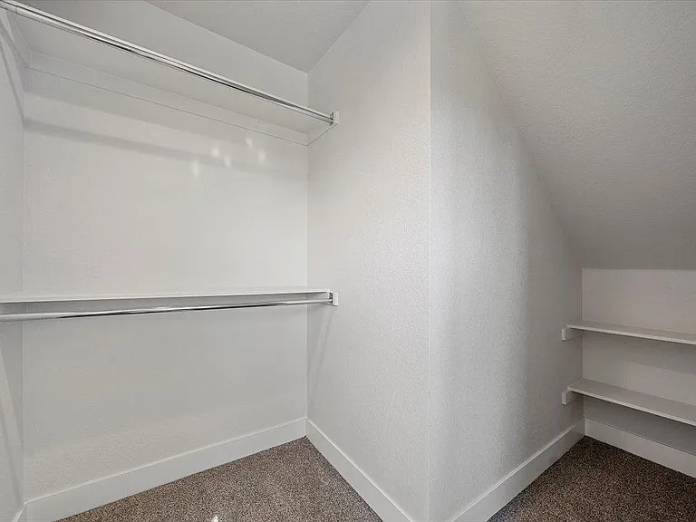 1326 Benton St — Photo 13