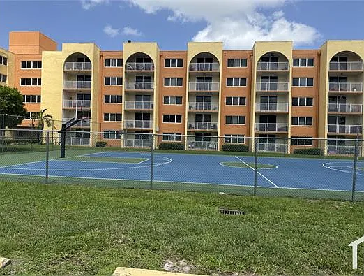 6980 NW 186th St #523A — Photo 23