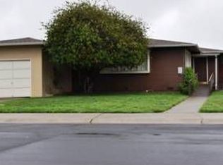 25 Del Paso Dr, South San Francisco, CA 94080