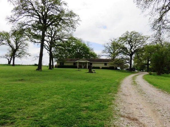 1029 Old McDade Rd Unit A, Elgin, TX 78621