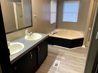 173 Linwood Rd, Fayetteville, NC 28306