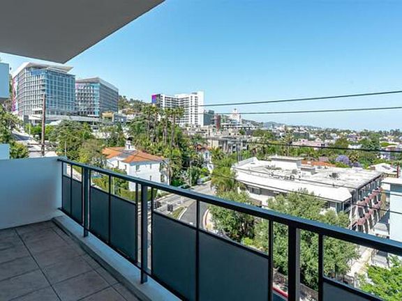 4th image of 1155 N La Cienega Blvd APT 611