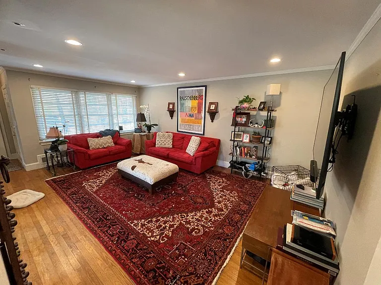 147 Lindbergh Dr NE #A — Photo 2