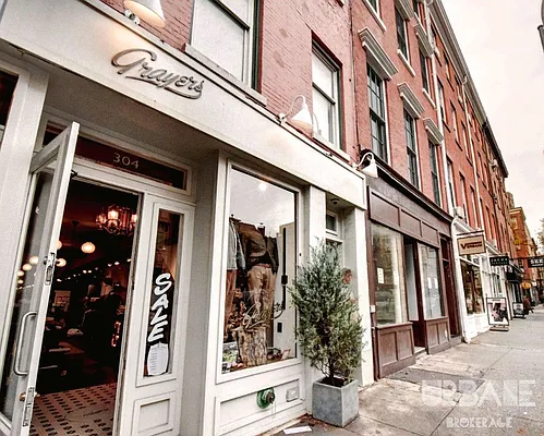 Rented by Urbane Brokerage | media 17