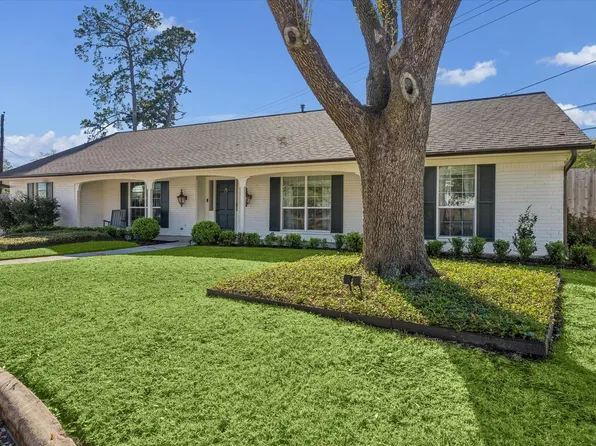 4902 Candleleaf Dr, Houston, TX 77018