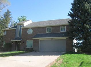 44 Ginger Woods Rd, Valley, NE 68064