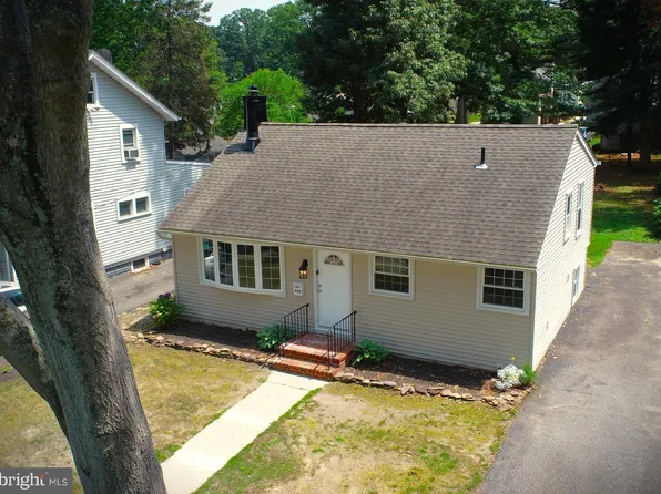 225 Lexington Ave, Pitman, NJ 08071
