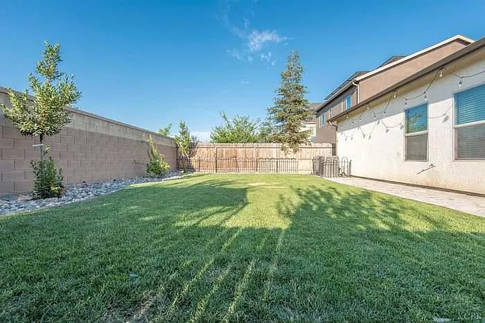 1974 W Humboldt Dr — Photo 33
