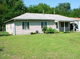 3473 SW Kirklawn Ave, Topeka, KS 66611
