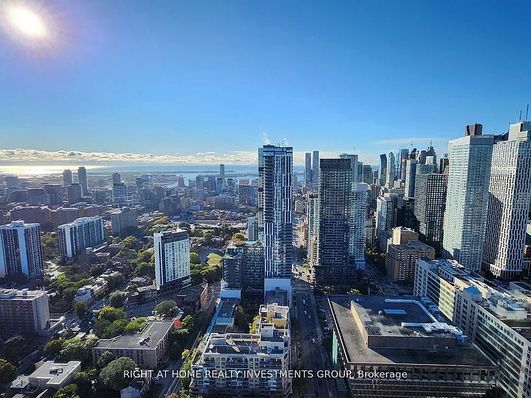 319 Jarvis St #LPH02 — Photo 2