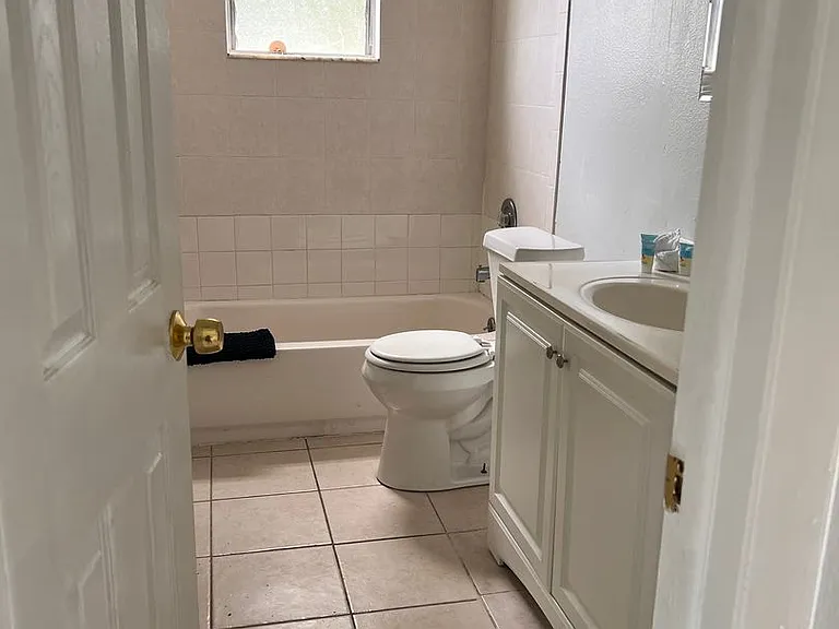 1517-21 SW Santa Barbara Pl — Photo 23