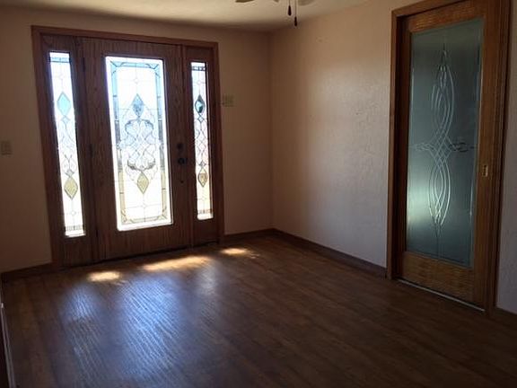 4th image of 21157 E 1014th