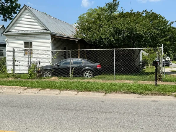 1601 S Willow St, Chattanooga, TN 37404