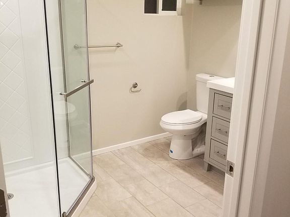5th image of 17522 Lemay Pl