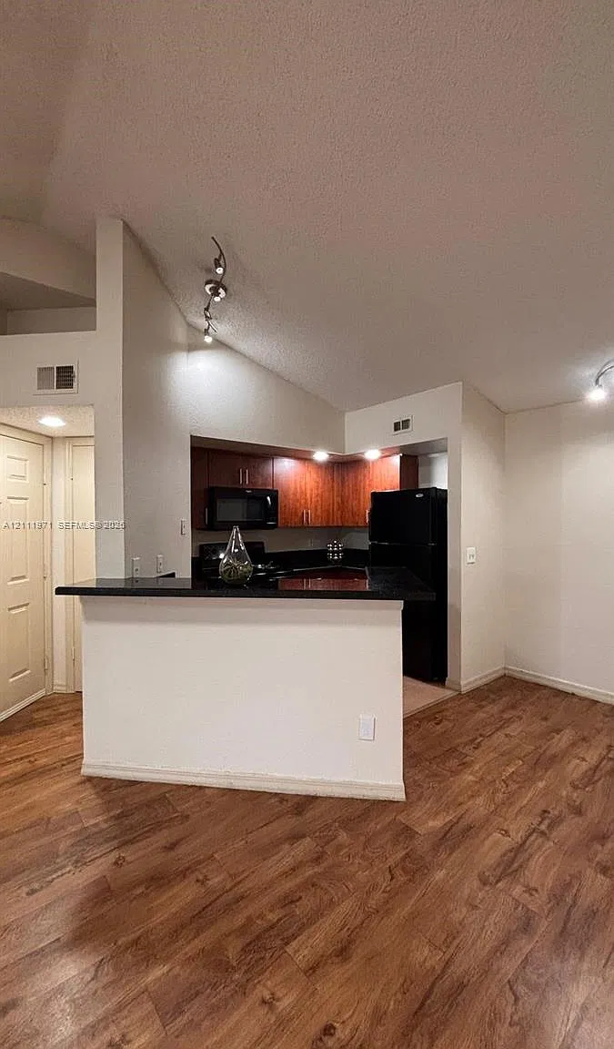 Isles At Lago Mar Condo — Photo 1