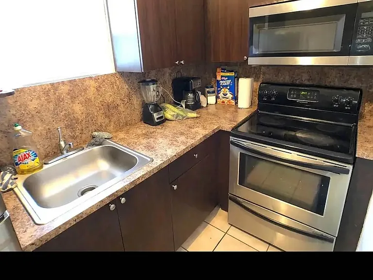 1506 SW 23rd Ave — Photo 10