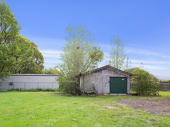 4th image of 101 Collingswood Dr