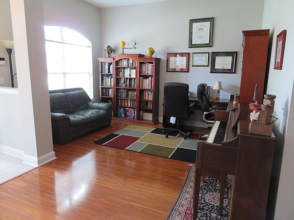 3rd image of 665 Grand Parke Dr