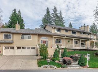 10 Magee Ct, Moraga, CA 94556