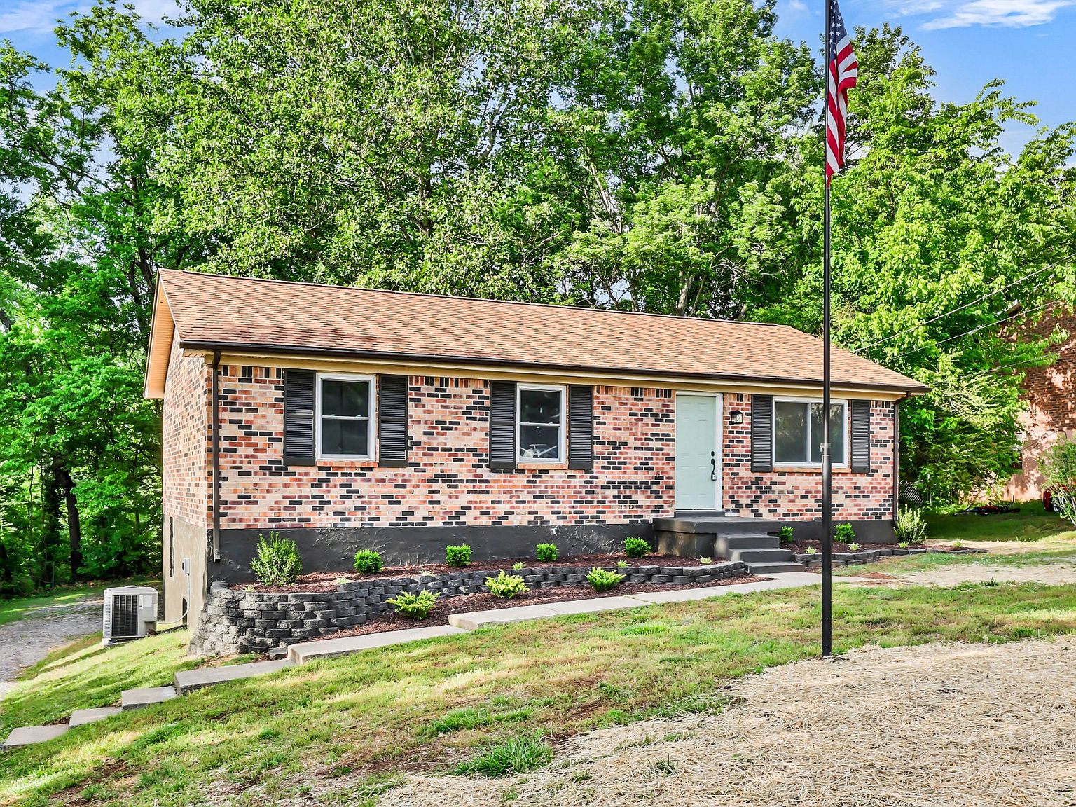 717 Ranch Hill Dr, Clarksville, TN 37042 | MLS #3185010 | Zillow