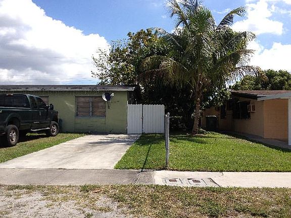 3rd image of 6105 W 14th Ln