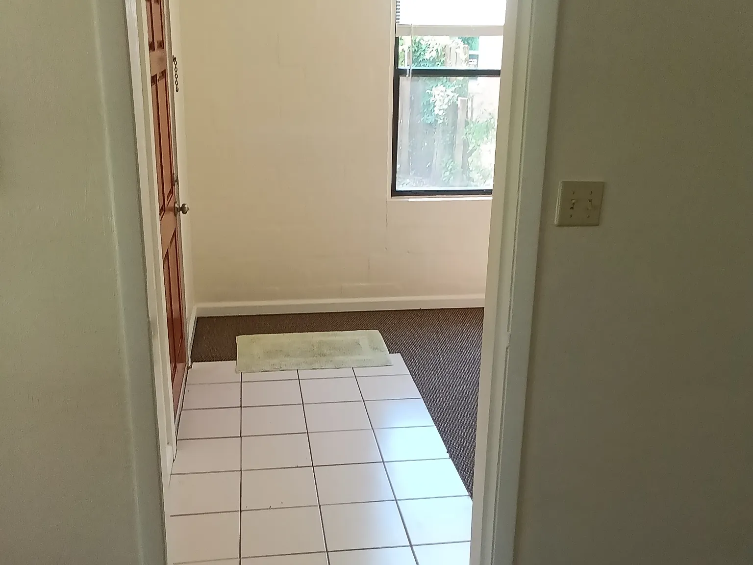 3906 Cates Ave — Photo 2