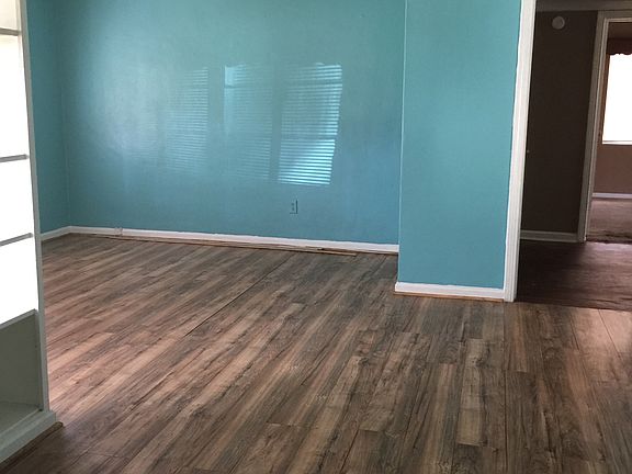 2nd image of 18 De Luna Dr