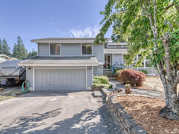 2nd image of 3866 SE Conifer Park Dr